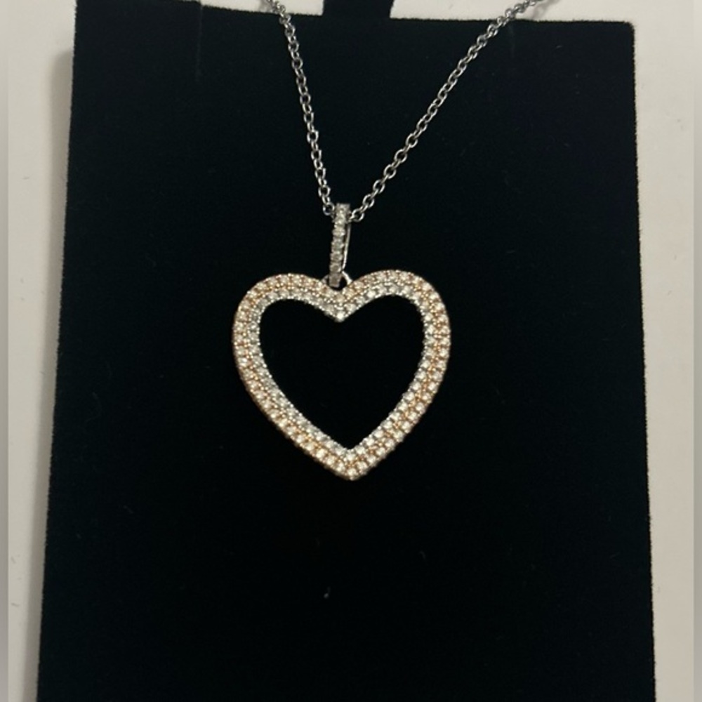 Brand new Beautiful delicate CZ heart with 18” silver necklace